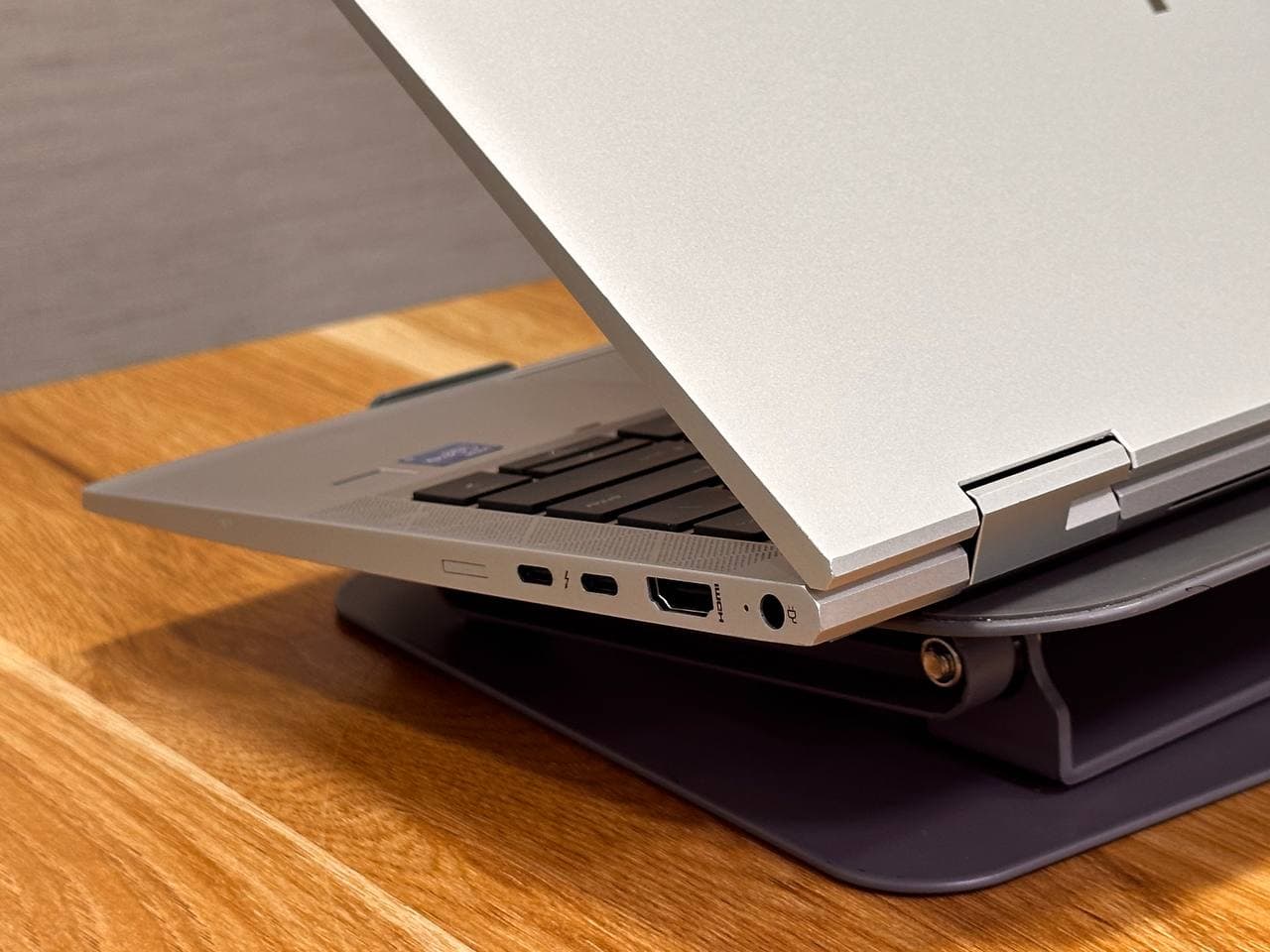 اچ پی الیت بوک 830 جی 7 – HP ELITEBOOK 830 G7 i5-10310U 8GB 256GB INTEL — تصویر ۷