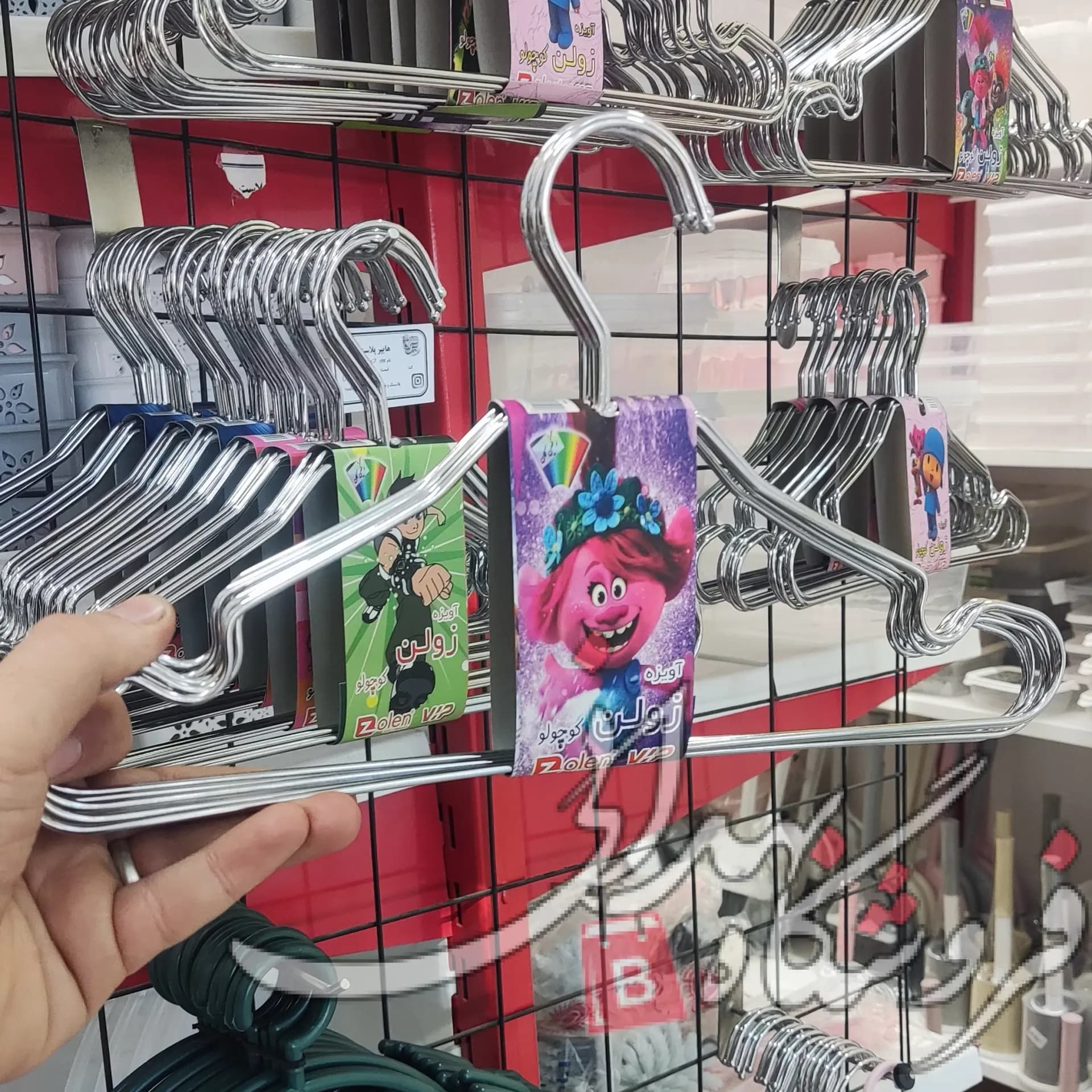 چوب لباسی استیل کودک ضخیم زولن 6عددی — تصویر ۳