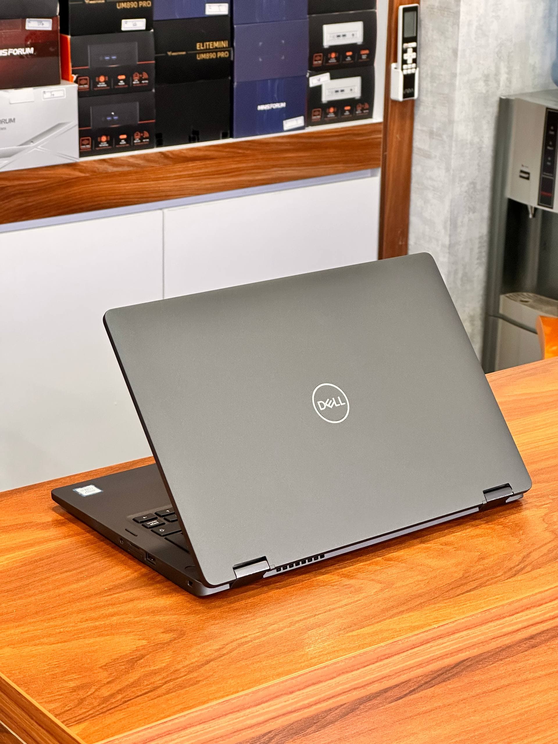 لپ تاپ دل – DELL LATITUDE 5300 2IN1 TOUCH i5-8265U 8GB 256GB INTEL — تصویر ۸