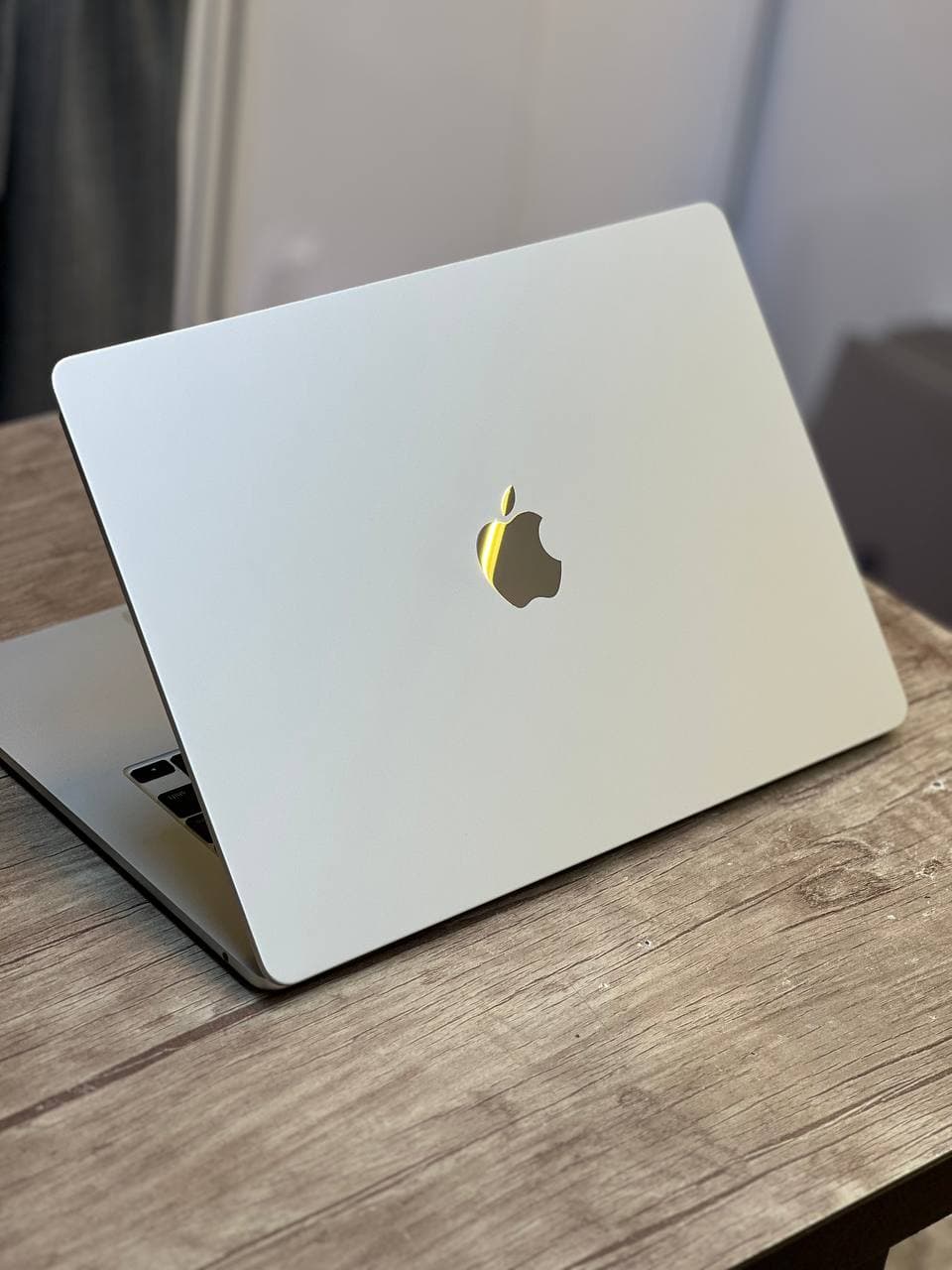 لپ تاپ اپل – MACBOOK AIR 2023 M2 8GB 512GB M2 15”2 INCH