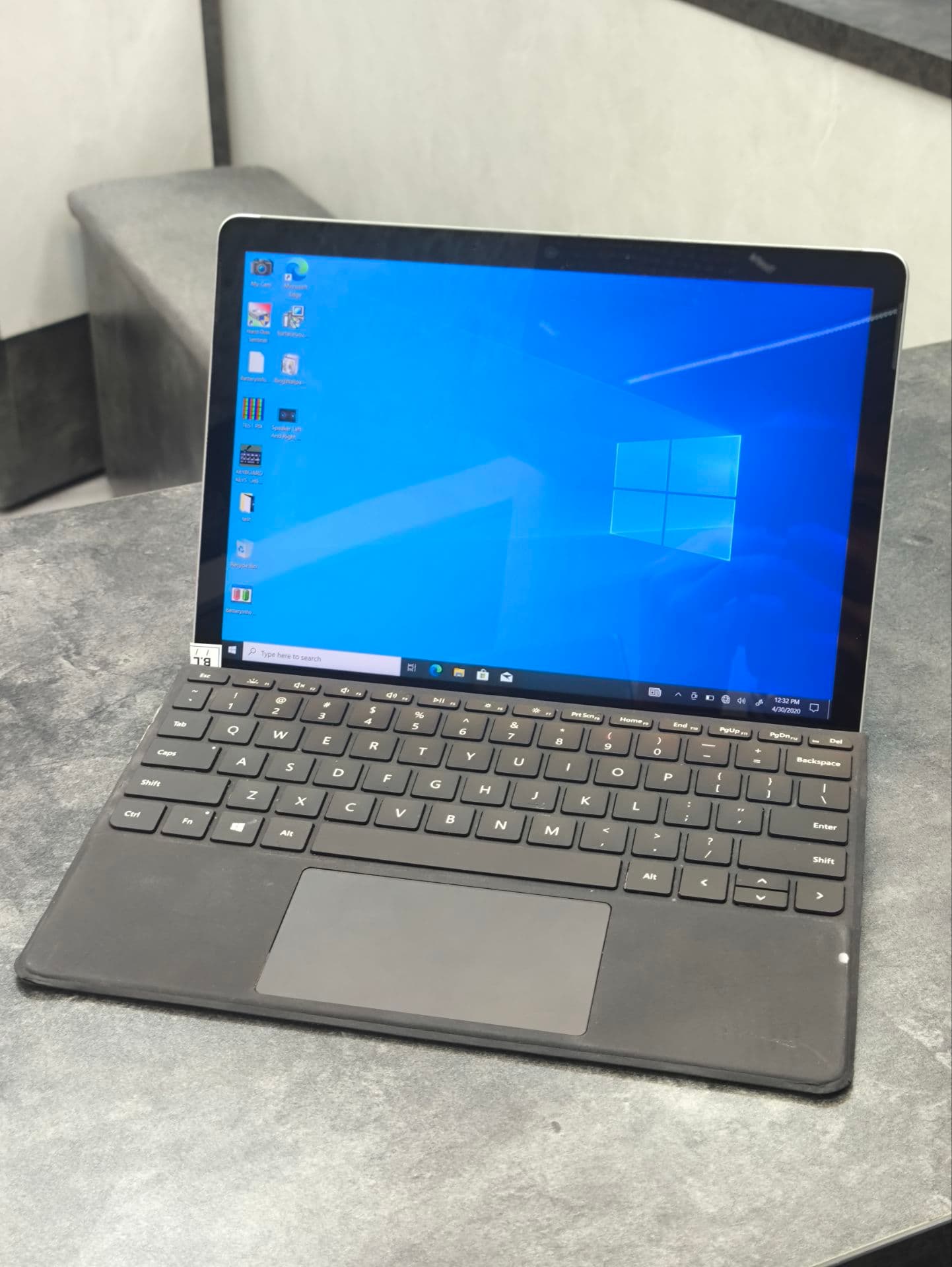 سرفیس گو 2 – SURFACE GO 2 PENTIUM 8GB 128GB — تصویر ۲