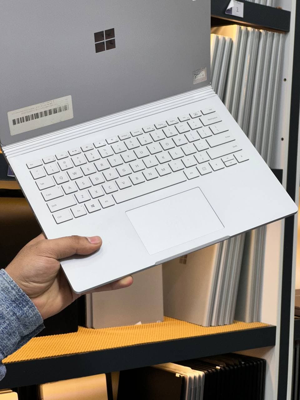 سرفیس بوک 1 -SURFACE BOOK 1 i7-6600U 8GB 256GB 1GB 940M — تصویر ۴