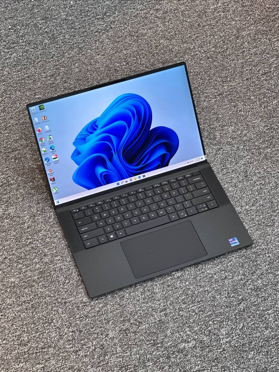 لپ تاپ استوک دل مدل – DELL PRECISION 5570 i7 12800H 16GB 512GB 8GB RTX A2000 — تصویر ۶