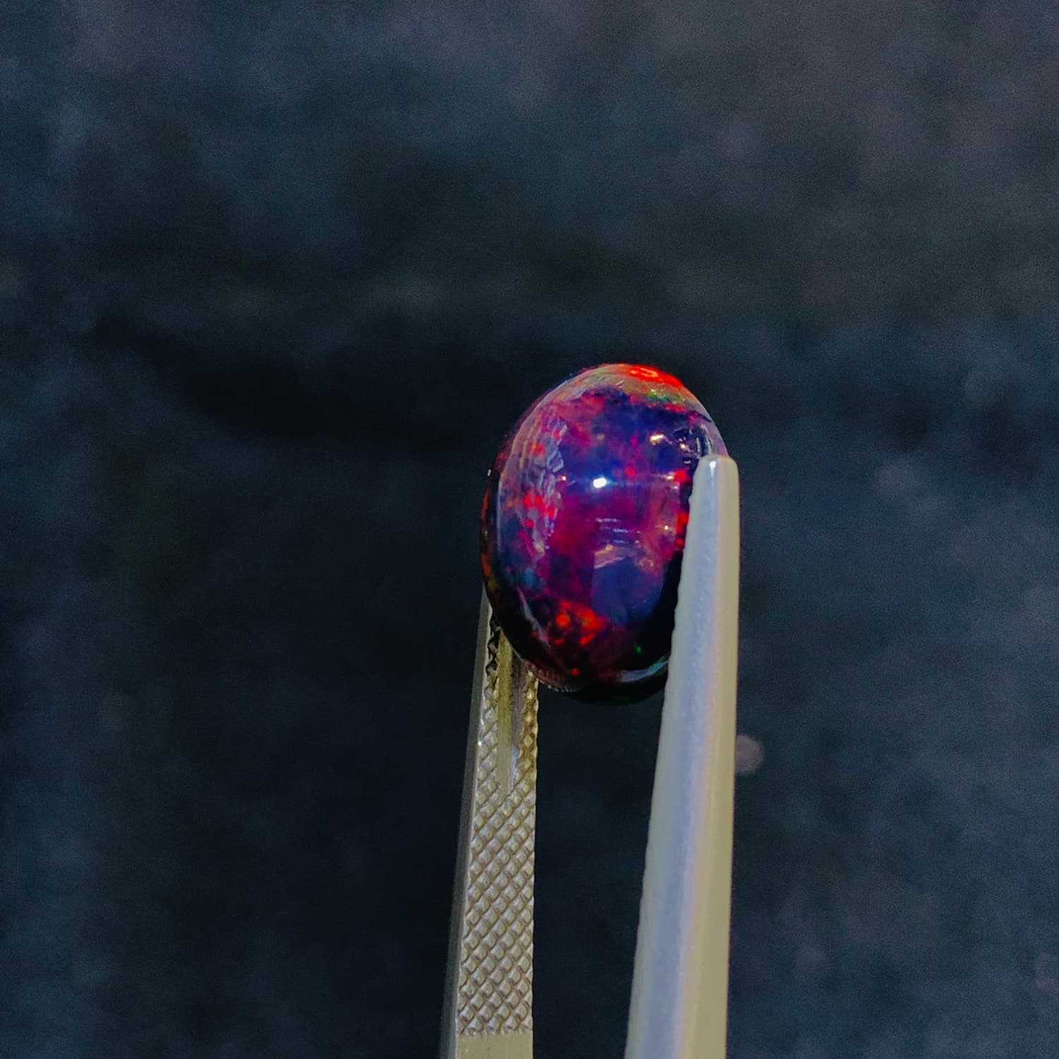 نگین اپال مشکی اصل سایز 10*12 میلی‌متر — تصویر ۴