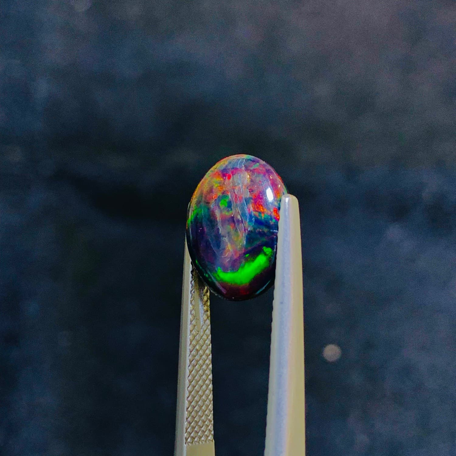 نگین اپال مشکی اصل سایز 10*12 میلی‌متر — تصویر ۲