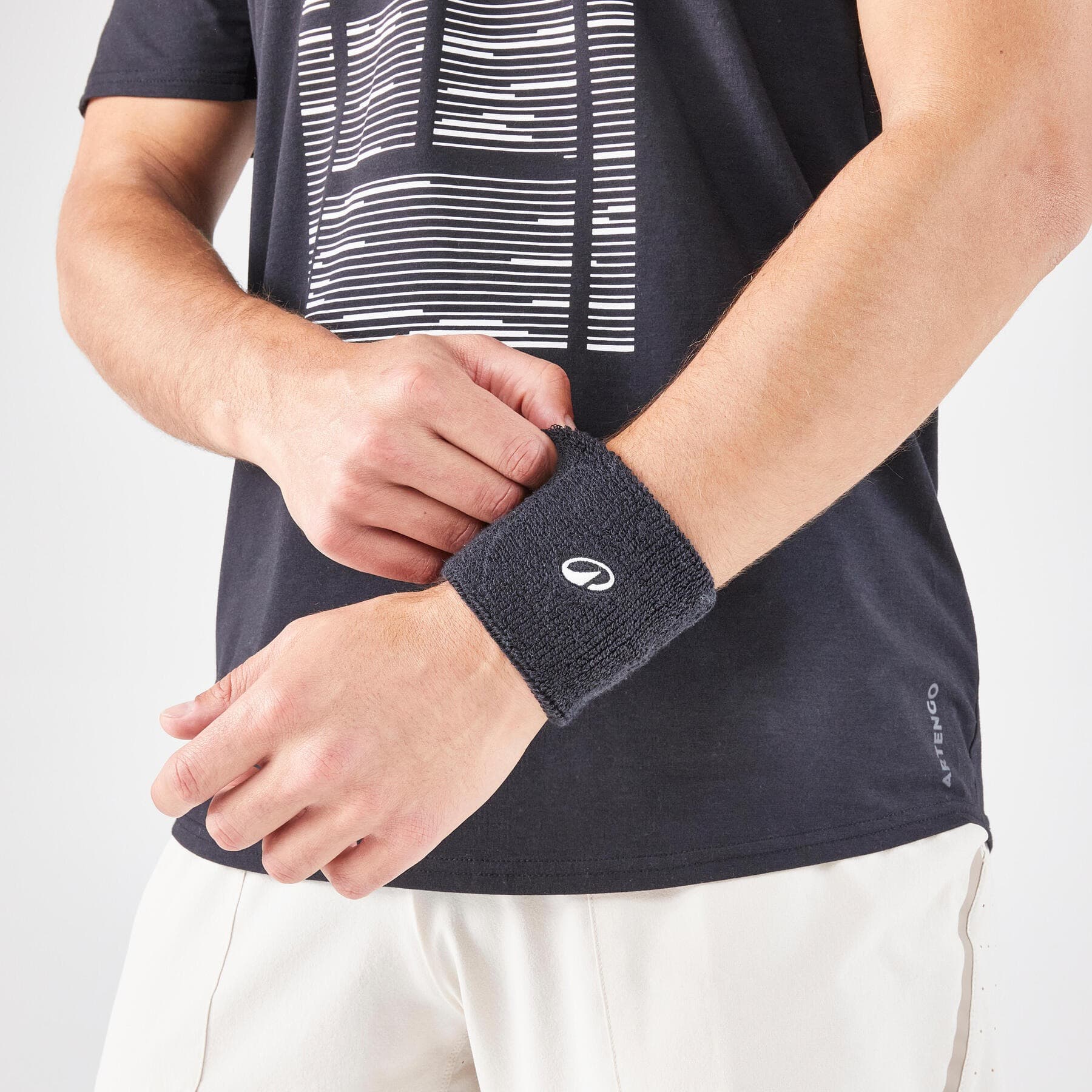 مچ بند تنیس دکتلون کویکما – DECATHLON Tennis Bracelet – مشکی — تصویر ۲