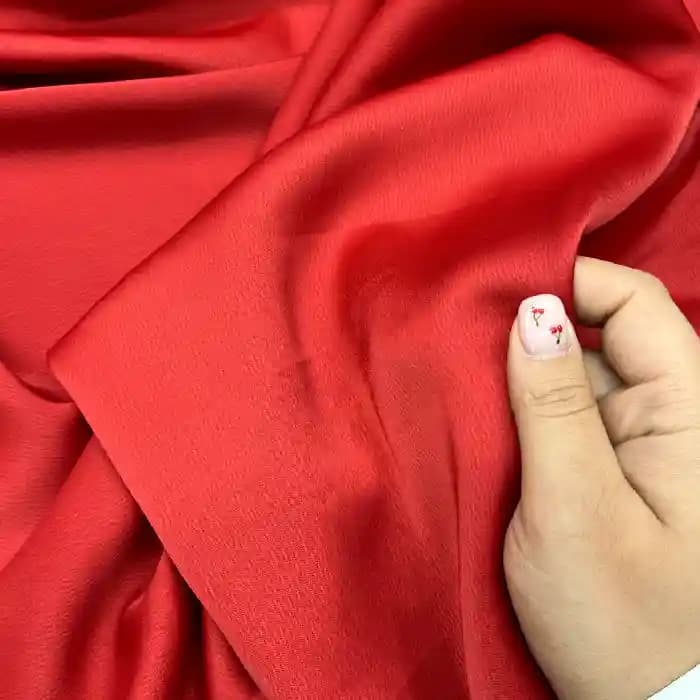 پارچه ساتن زارا رنگ قرمز — تصویر ۲