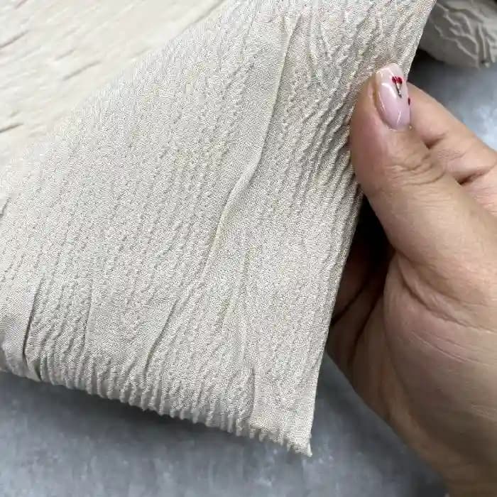 پارچه ژاکارد دوبل رنگ شیری — تصویر ۳