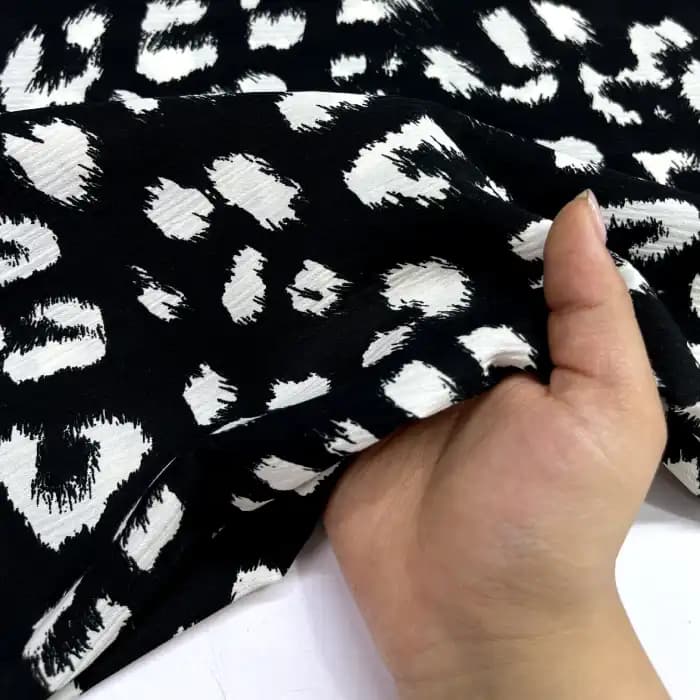 کریشه طرحدار پلنگی مشکی — تصویر ۲