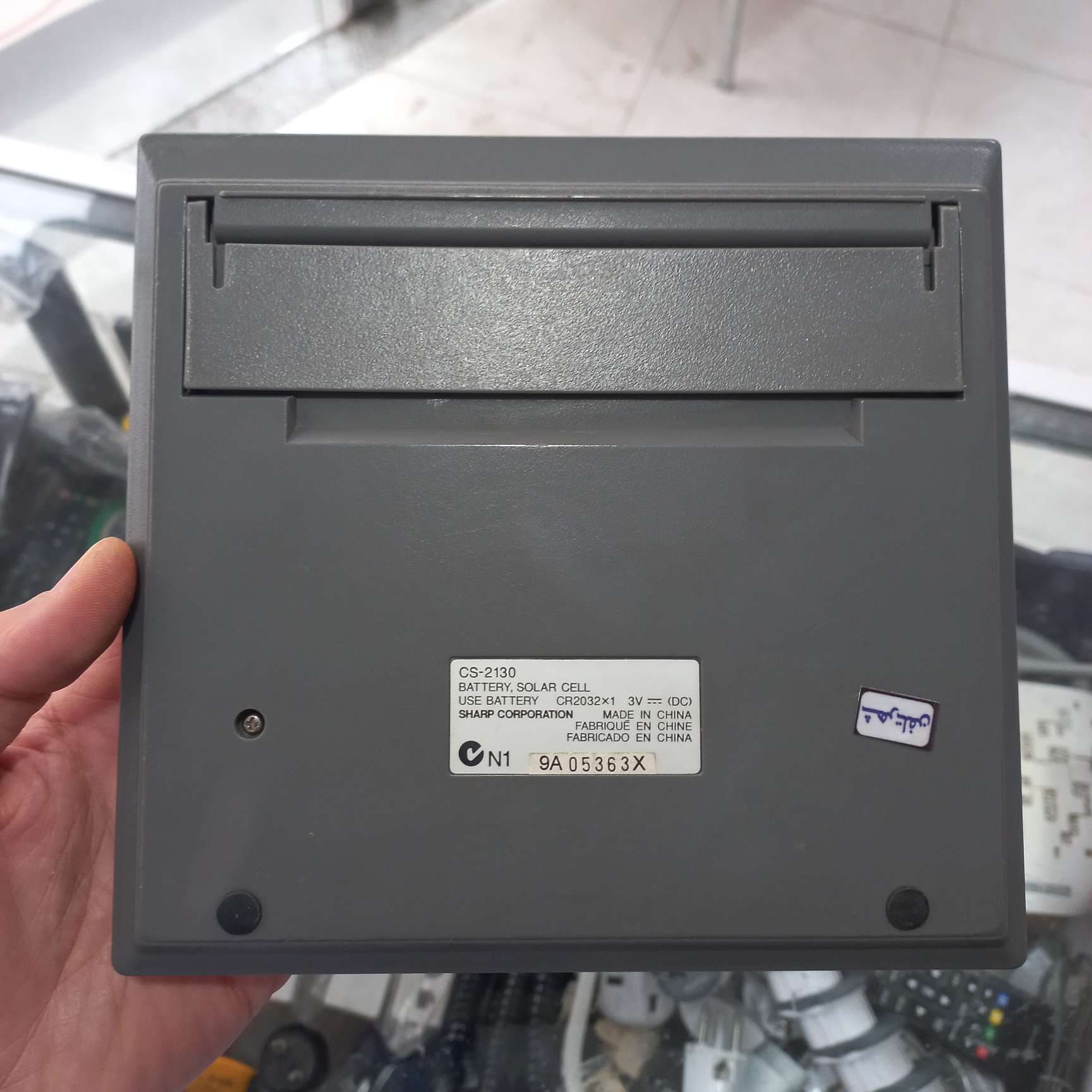 ماشین حساب حسابداری شارپ SHARP CS-2130، طرح قدیم، کارکرده، تمیز — تصویر ۴