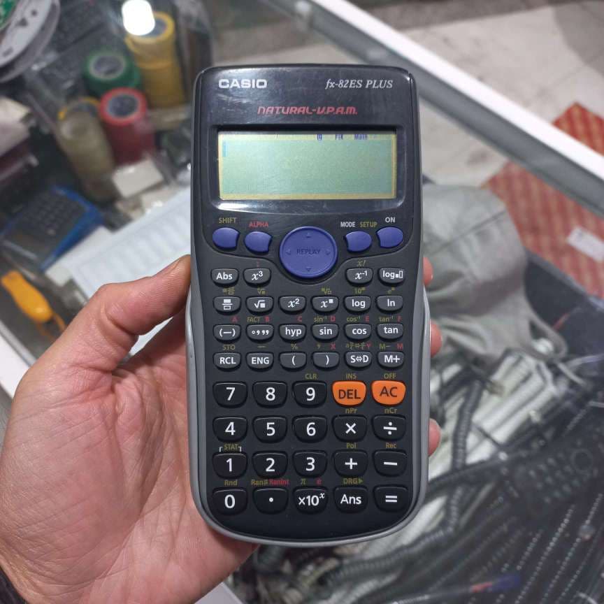 ماشین حساب آماری کاسیو CASIO FX-82ES PLUS، اصل، کارکرده — تصویر ۳