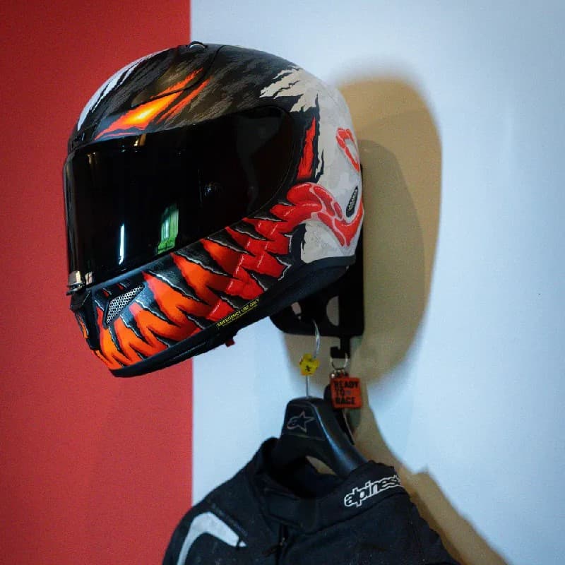 هولدر دیواری کلاه کاسکت طرح الفا