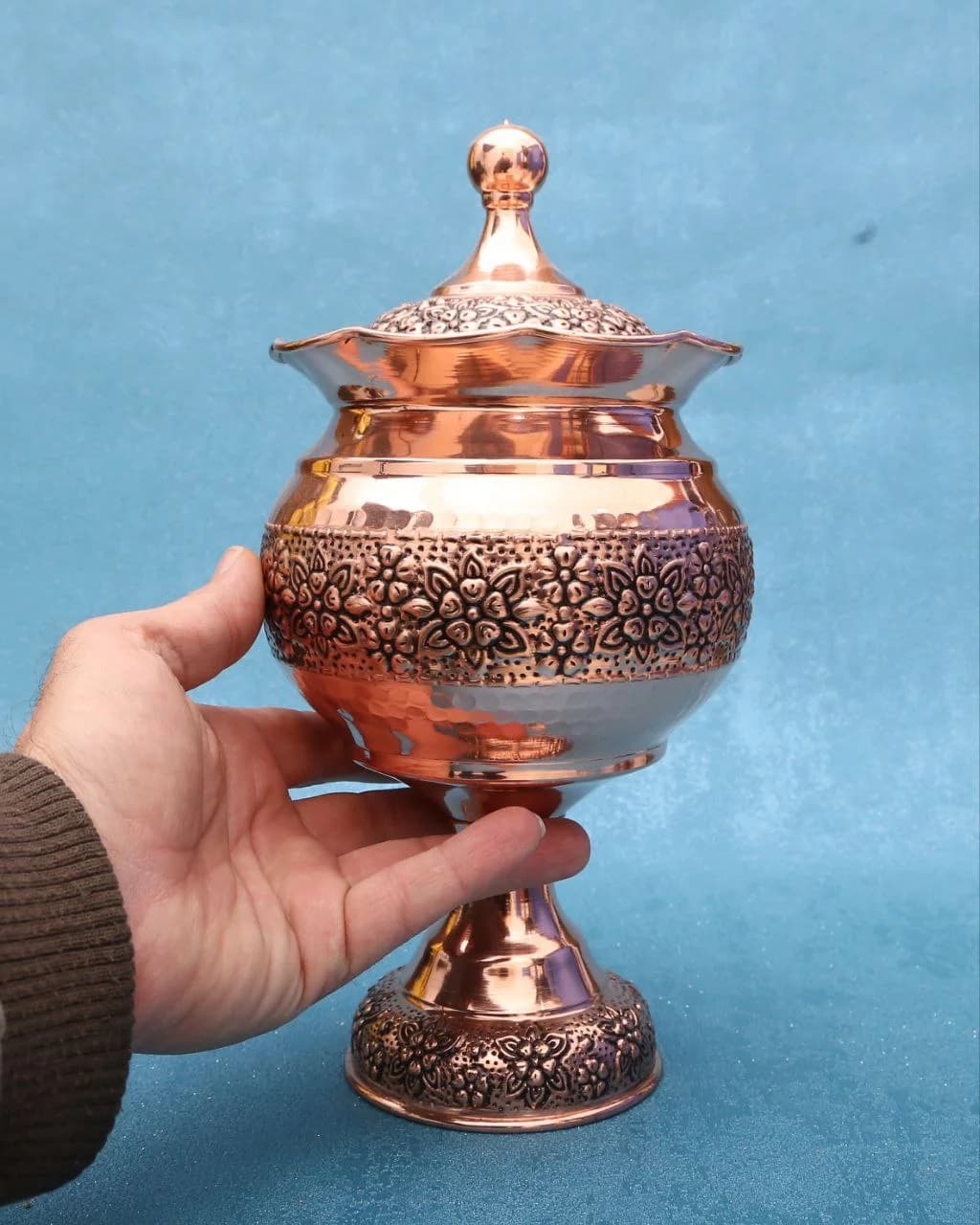 شکلات خوری مسی پایه دار گلسا — تصویر ۲