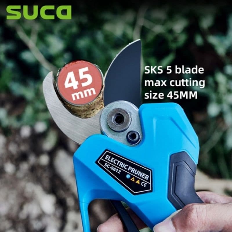 قیچی هرس شارژی سوکا SUCA SC-8612 | ابزار بی‌سیم باغبانی برای برش شاخه تا 45 mm برای هرس های سنگین — تصویر ۲