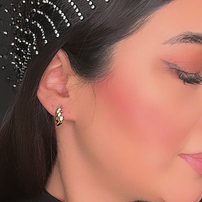 گوشواره حلقه ای مینیمال ژوپینگ طلایی — تصویر ۴