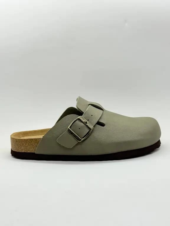 کلاگ چرمی خاکی زنانه Women’s khaki leather clogs