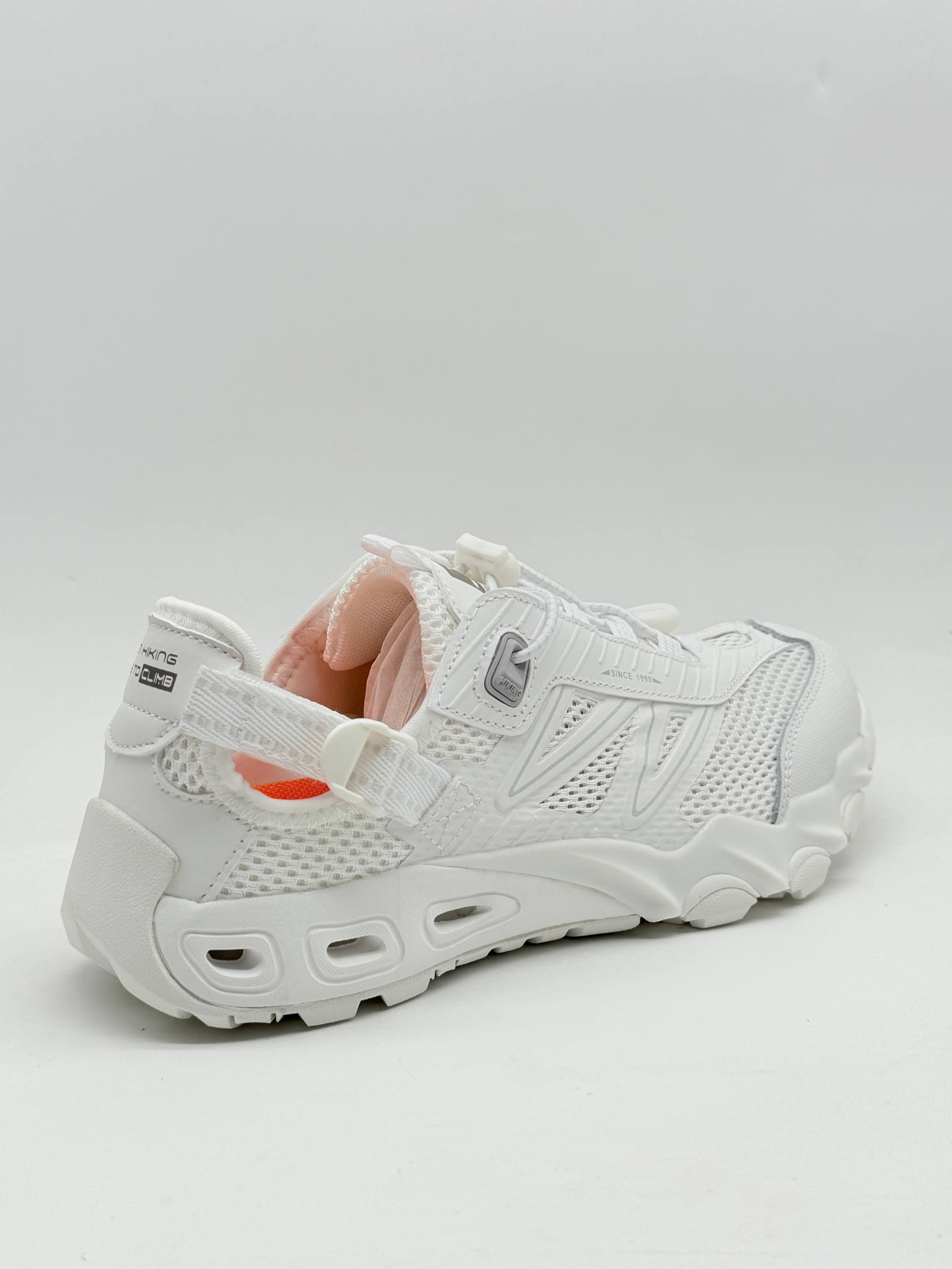 کفش آبنوردی زنانه آیرانر سفید Women’s white irunner water shoes — تصویر ۳