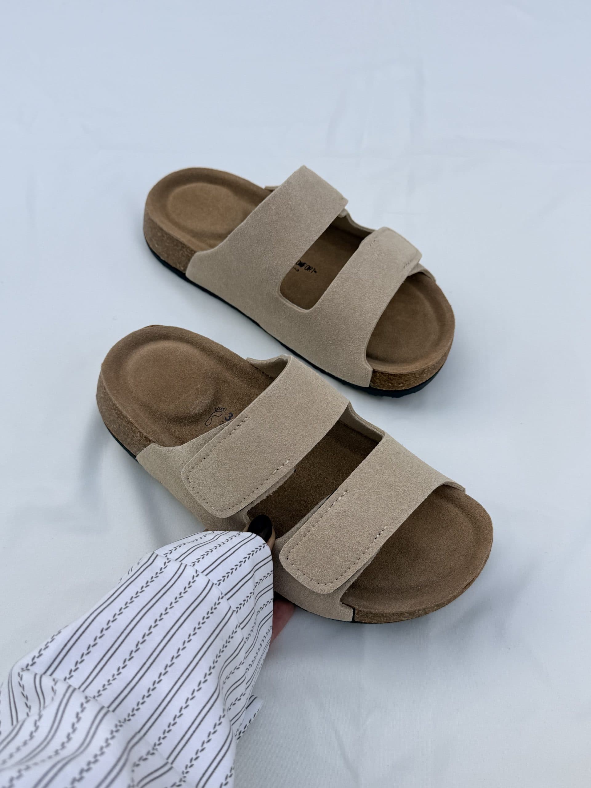 صندل دو بند ساده برکن استایل خاکی khaki style simpel double strap sandals — تصویر ۲