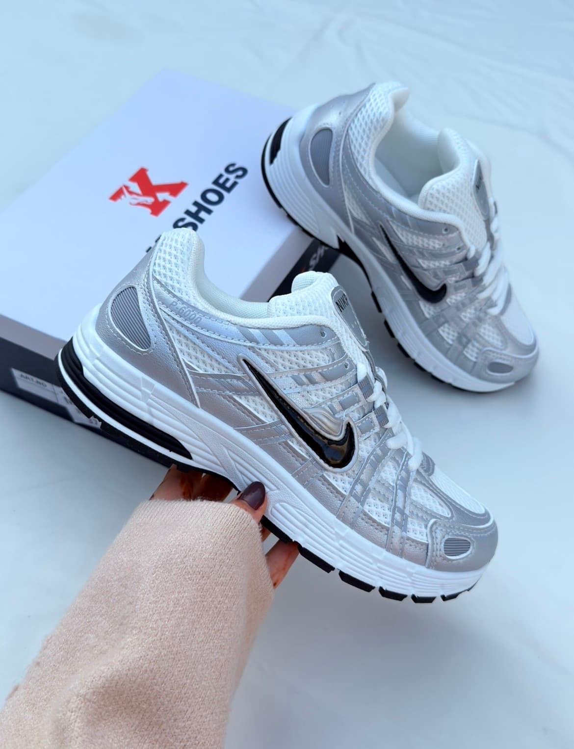 کتونی نایک p6000 سفید نقره ای Nike p6000 sneakers white silver