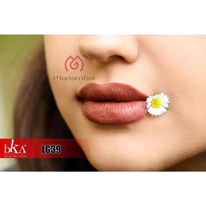 رژ لب مایع بکا شماره ۳۹ — تصویر ۴