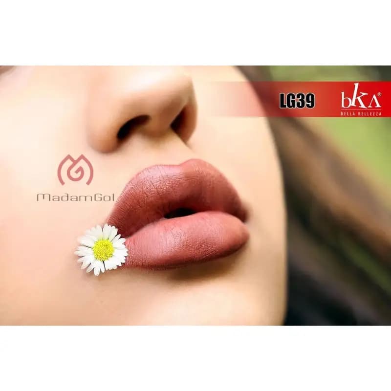 رژ لب مایع بکا شماره ۳۹ — تصویر ۵