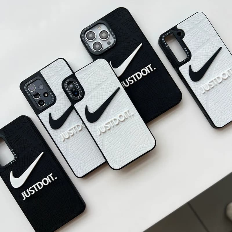 قاب نایک Nike لوگو برجسته گوشی سامسونگ S20 FE رنگ سفید
