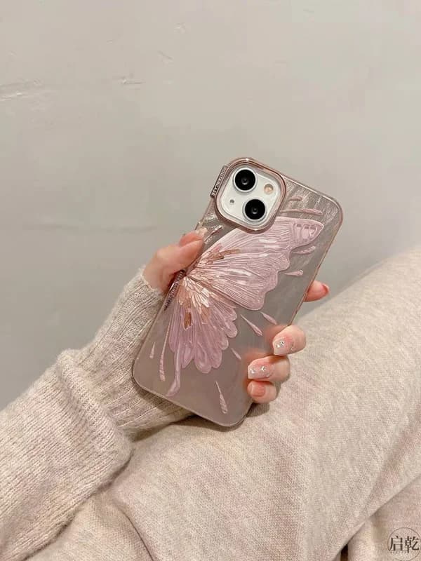 قاب پروانه صورتی pink butterfly گوشی آیفون 13 پرومکس — تصویر ۴