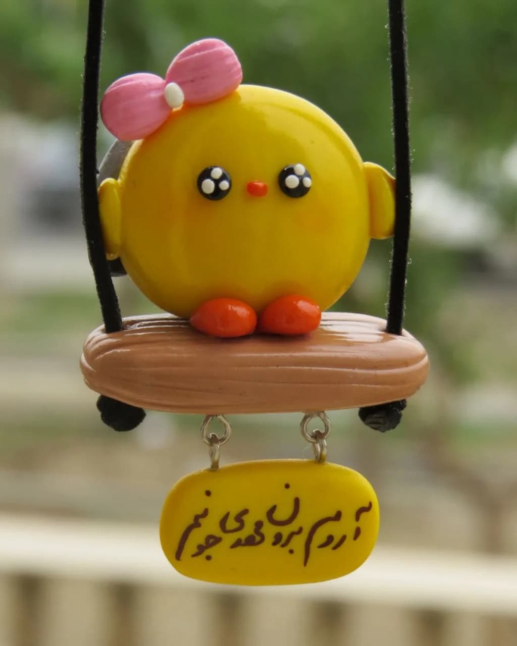 آویز ماشین جوجه لات براق — تصویر ۳