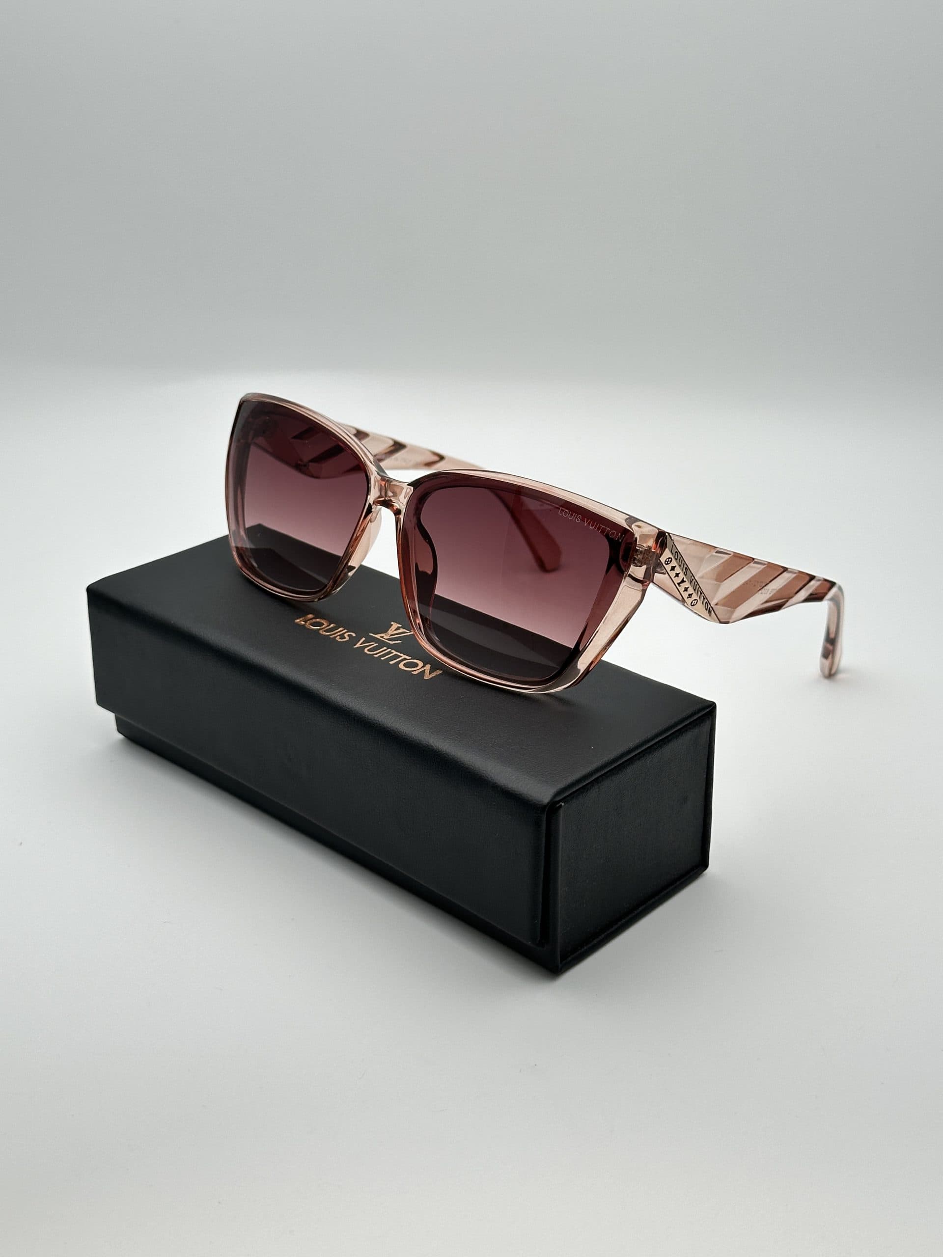عینک زنانه آفتابی Louis Vuitton — تصویر ۵
