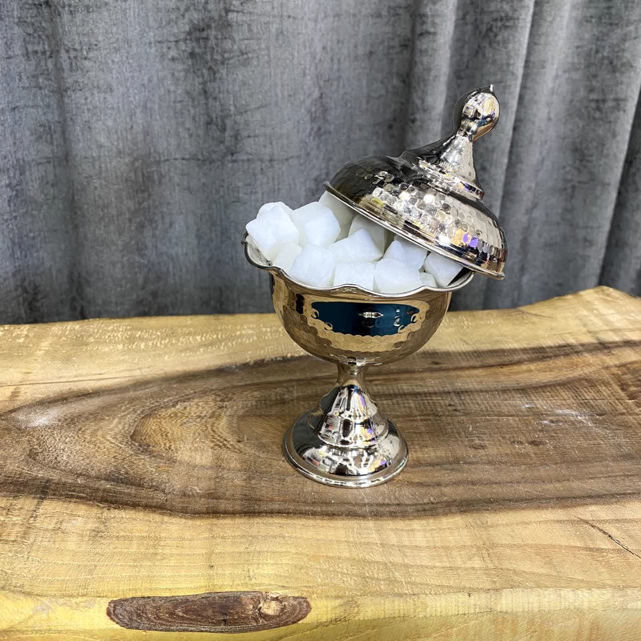 قندان پایه دار کروم (چکش کاری شده/کد039) — تصویر ۲