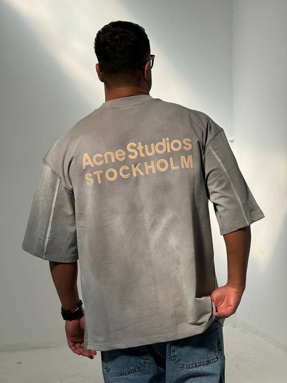 تیشرت Studios
