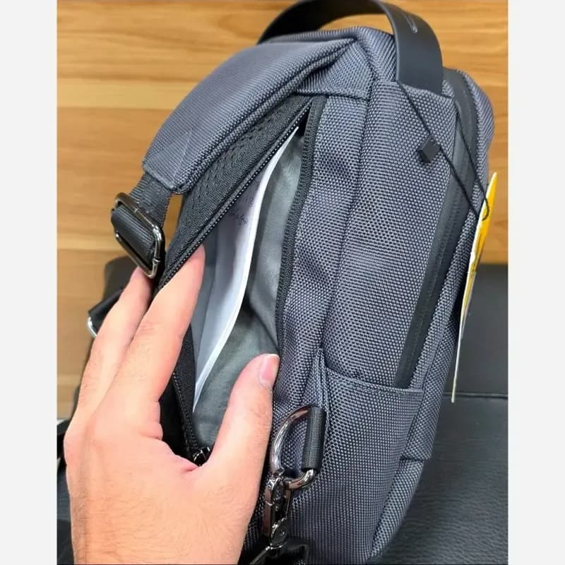 بادی بگ وارداتی برزنتی برند جیتو JITUO ضدآب با پورت USB — تصویر ۷