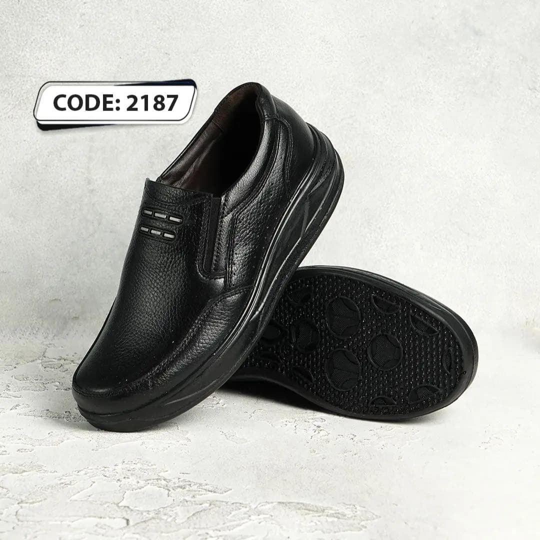کفش تمام مشکی چرمی (کد2187) — تصویر ۳