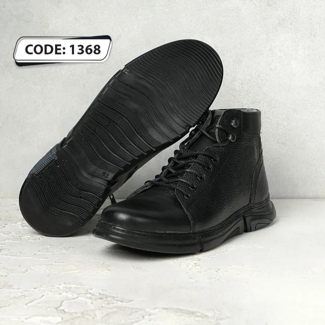 نیم بوت تمام مشکی زیره مشکی بغل زیپ( کد 1368)