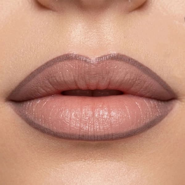 مداد لب گلدن رز Nude Poise 02 — تصویر ۳