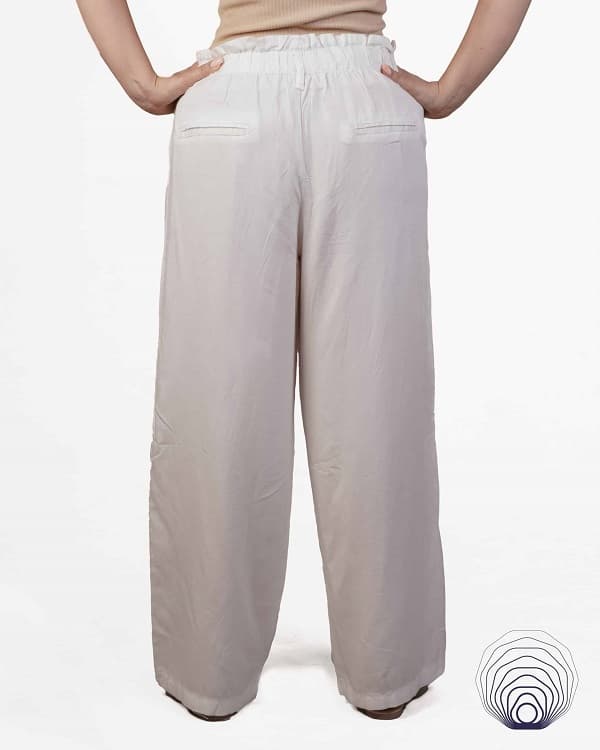 شلوار پارچه‌ای زنانه Bershka — تصویر ۳