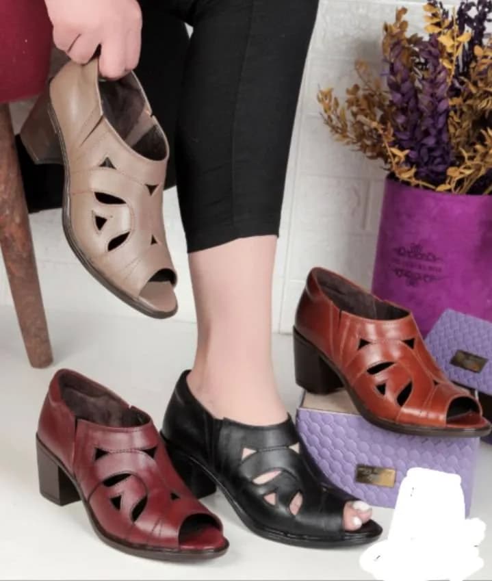 کفش زنانه جلو باز لیزری