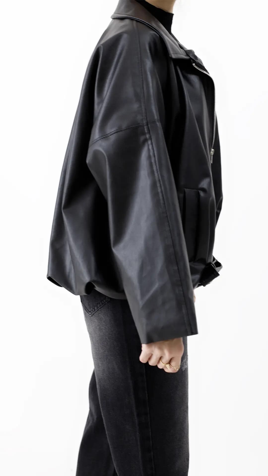 بامبر جکت چرم pull&bear — تصویر ۶