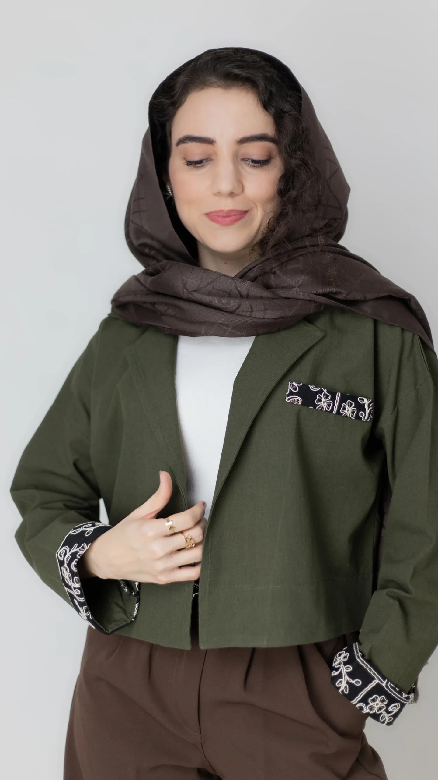 کراپ کت لینن — تصویر ۲