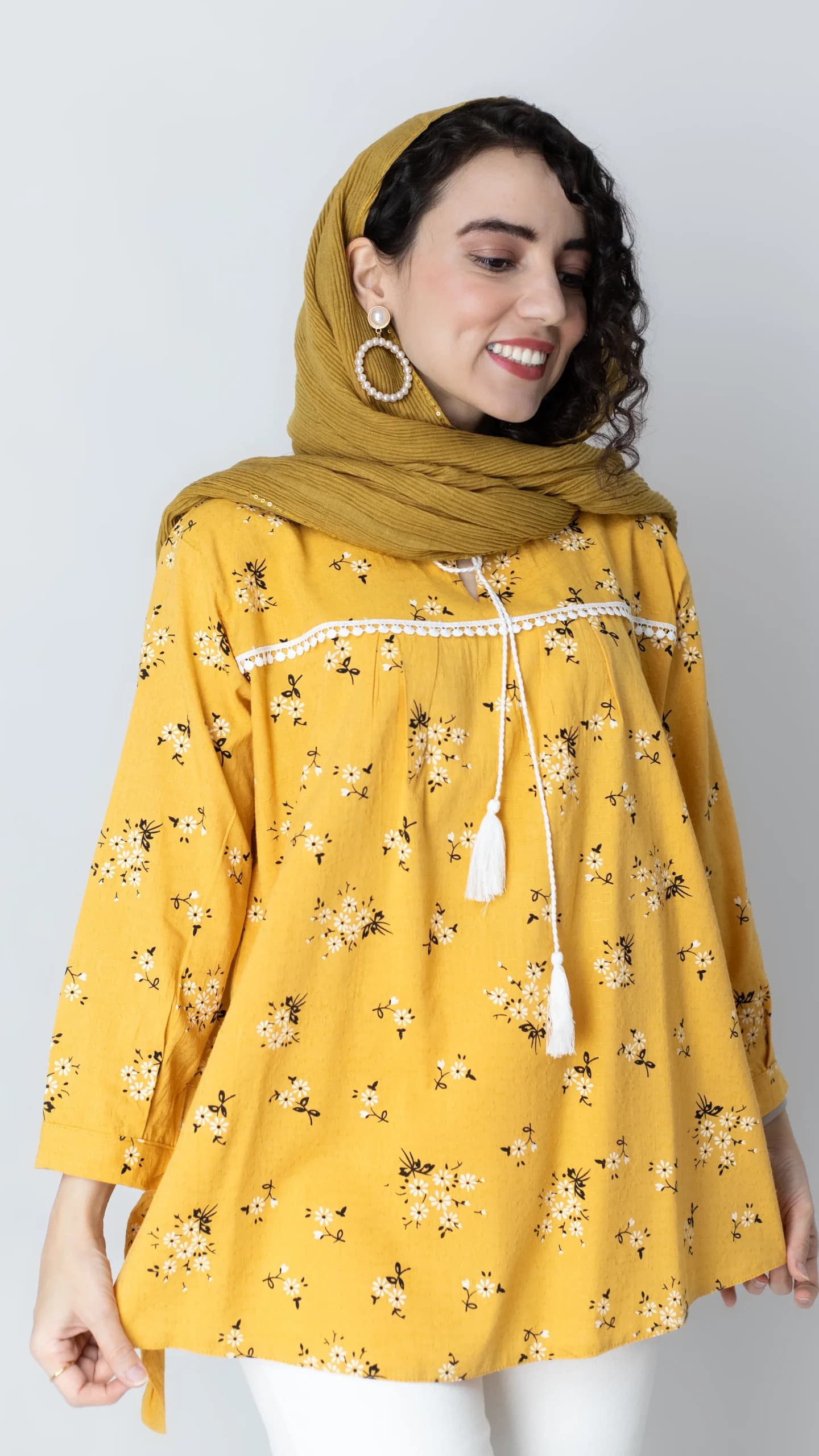 عروسکی گل گچی — تصویر ۴