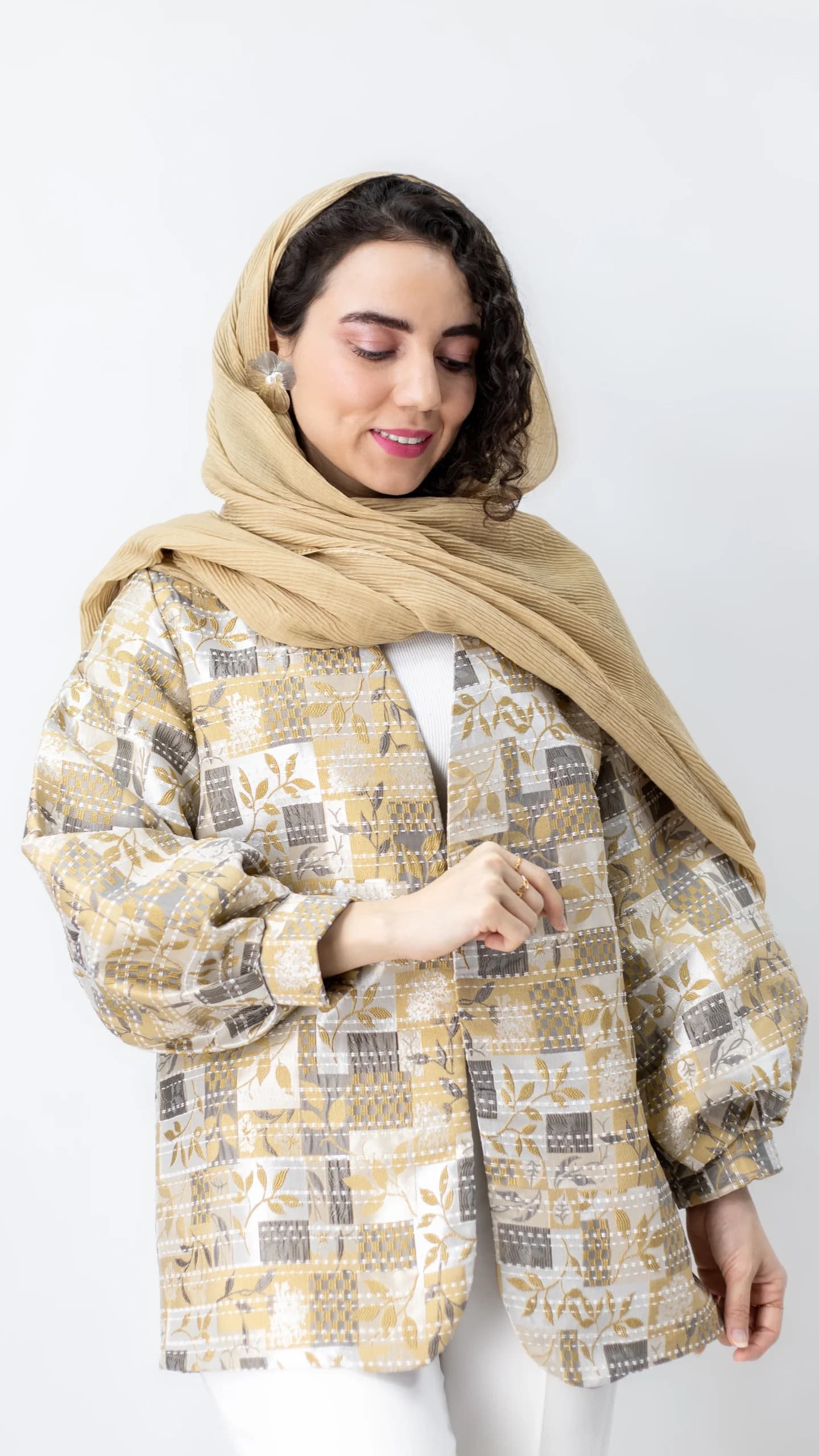 کت ژاکارد آستین پف — تصویر ۶