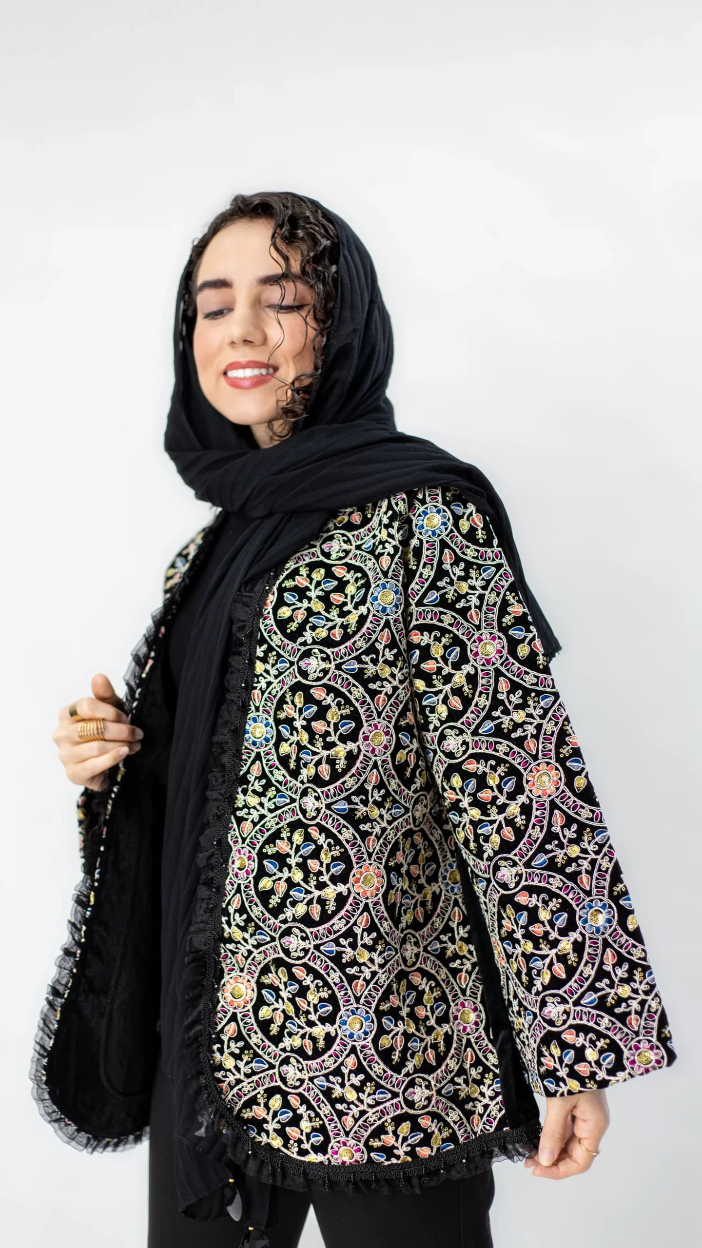 کت مخمل سوزن دوزی — تصویر ۵