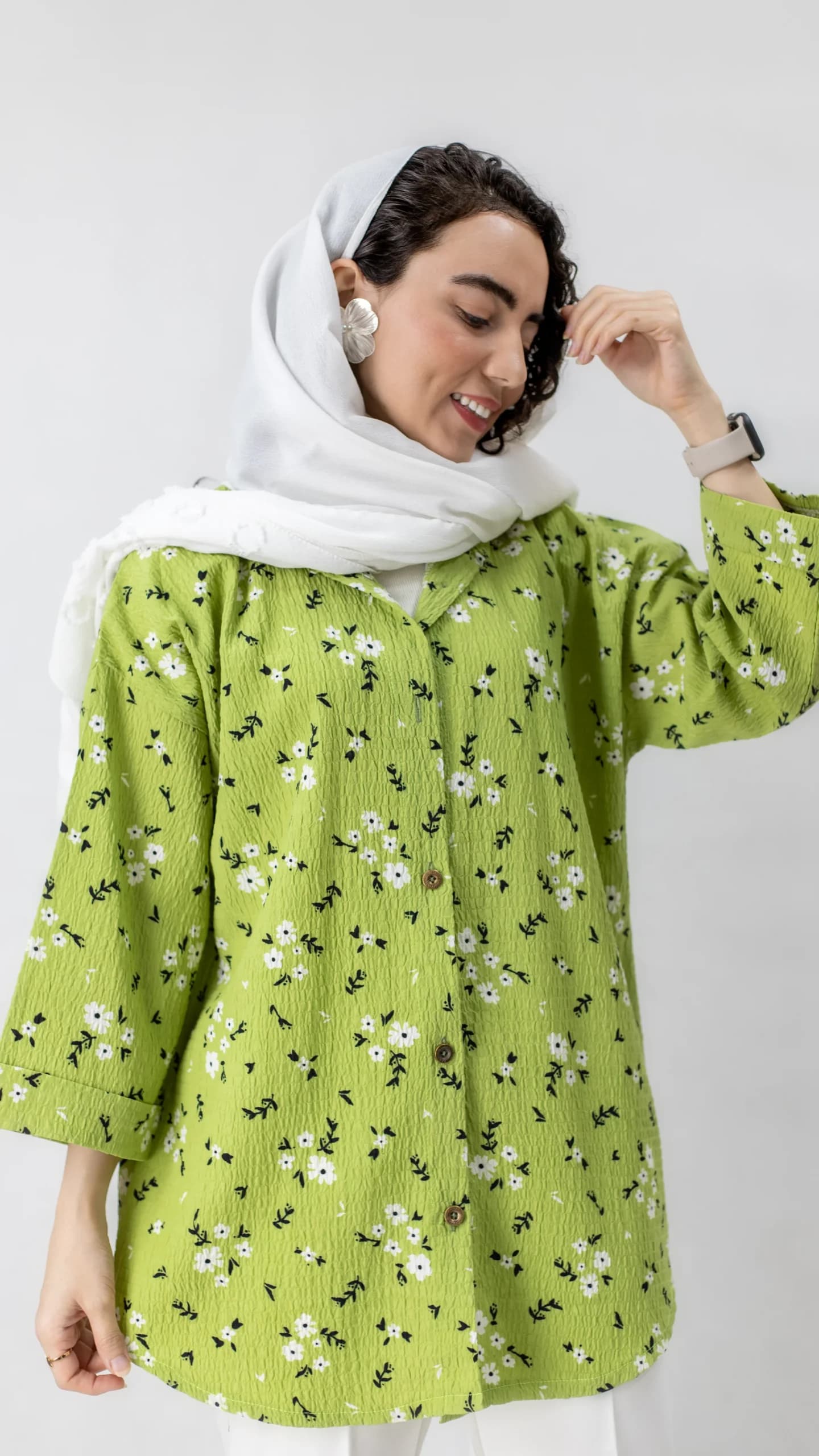 شومیز اطلسی گل گلی — تصویر ۲