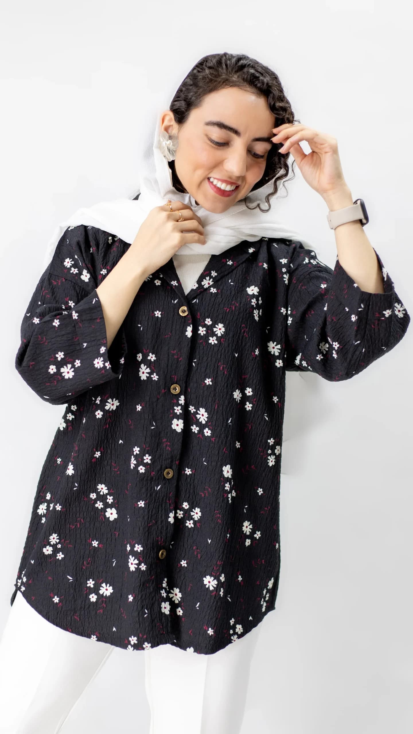 شومیز اطلسی گل گلی — تصویر ۳