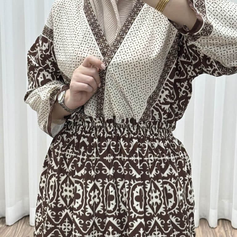 پیراهن فلور بوگاتی چپ و راستی مدل جاجیم کد R1843 — تصویر ۷