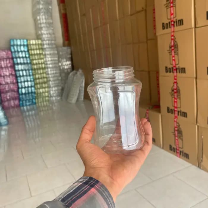 جار یک حلال 700 سی سی دهانه 72تعداد در هر بسته 150 عدد — تصویر ۴