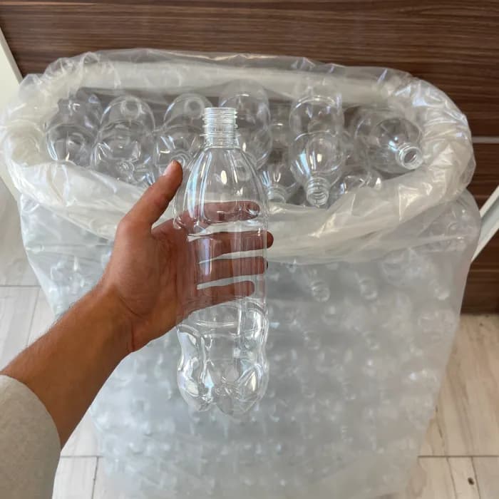 بطری پلاستیکی یک لیتری 950 سی سی دهانه 28تعداد در هر بسته 120 عدد — تصویر ۴