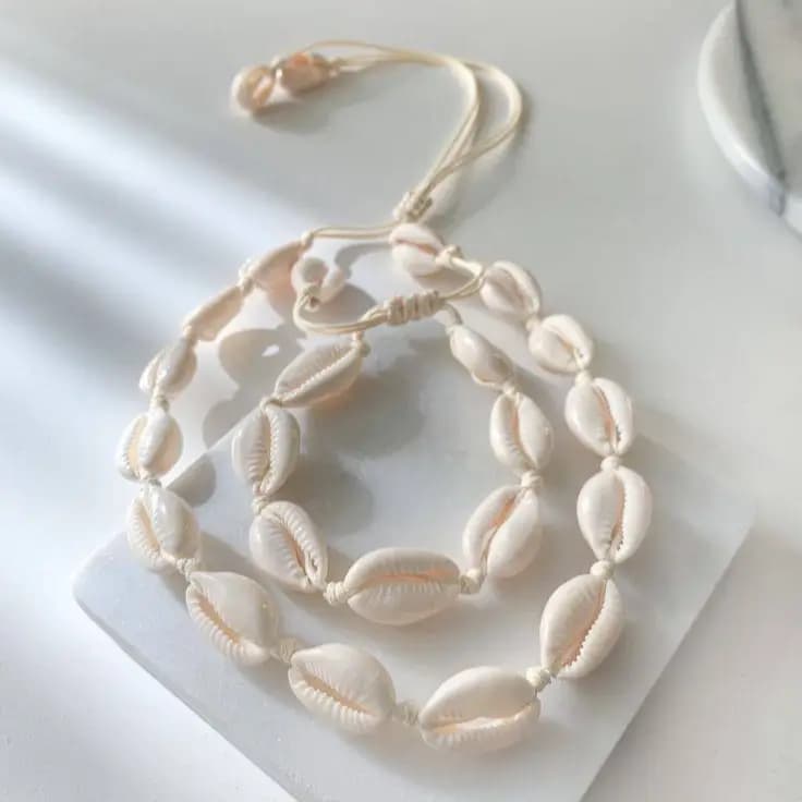 گوشواره زنانه و دخترانه آبکاری نقره طرح فنری ضد حساسیت و رنگ ثابت کد agy — تصویر ۵