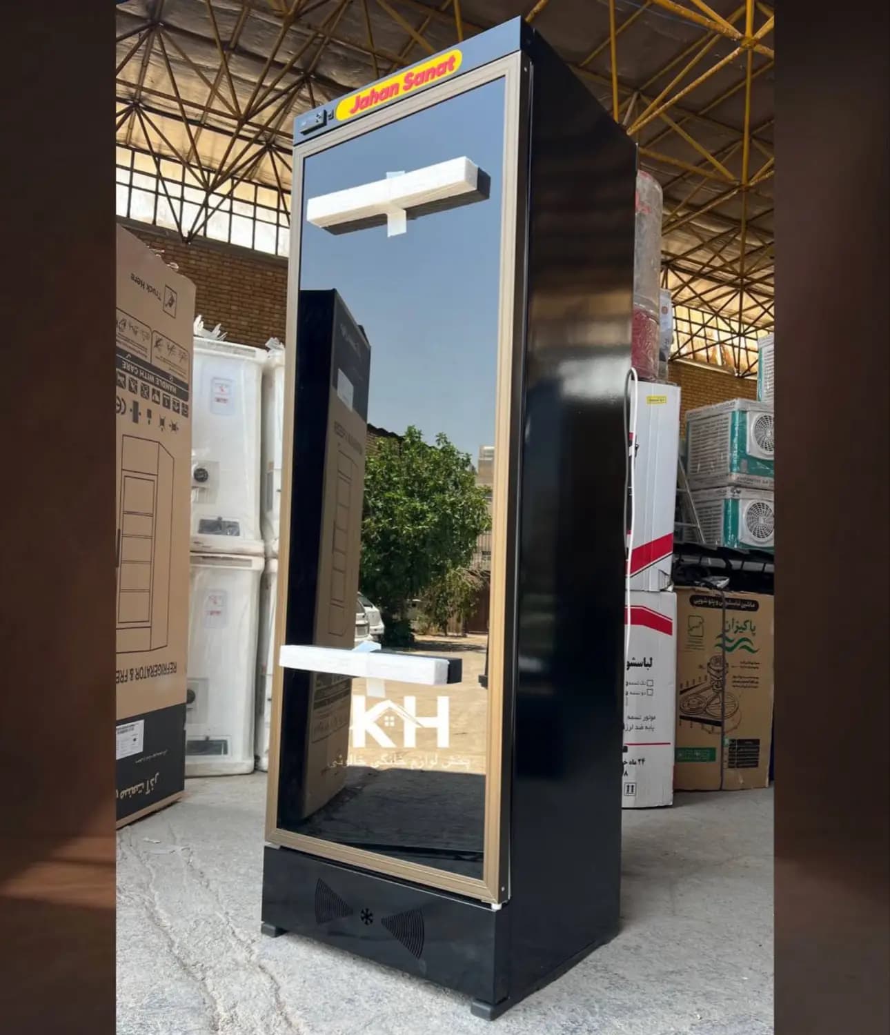 یخچال ویترینی جهان صنعت عرض 65 شیشه دودی — تصویر ۳
