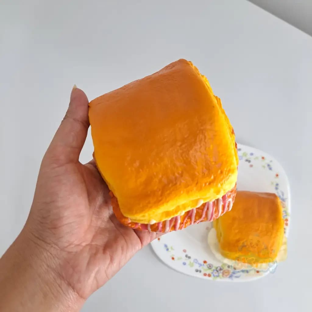 اسکویشی عطری ساندویچ نان همبرگری — تصویر ۵